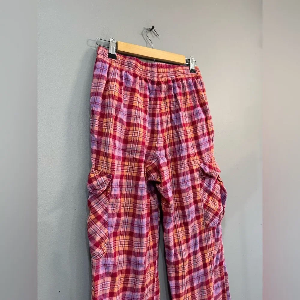 Women’s Pink Old Navy Plaid Flannel Cargo Bottoms Size S VGUC